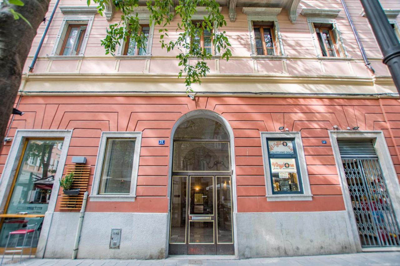 Viale 24 Apartman Trieszt Kültér fotó